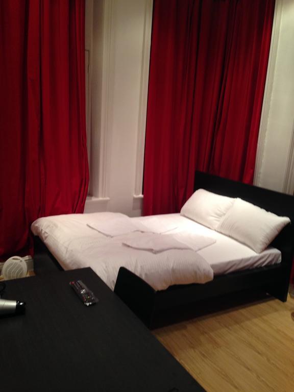 Hotel Duke Of Fife Barking  Camera foto