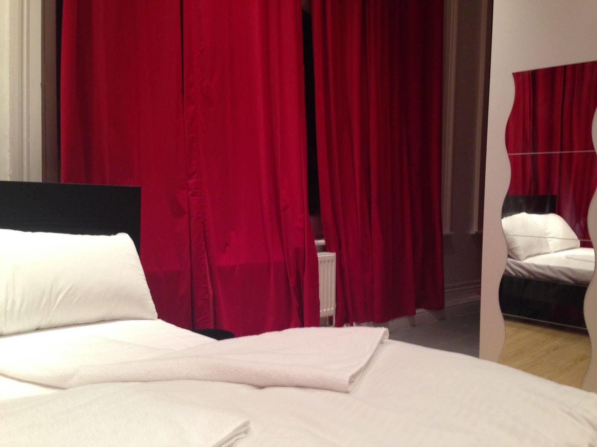 Hotel Duke Of Fife Barking  Esterno foto